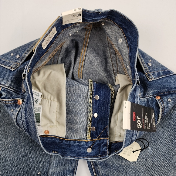 Levis 501 Womens Distressed Button Fly Slim Leg High Rise Stud Accents 32x30 NWT - Picture 6 of 16